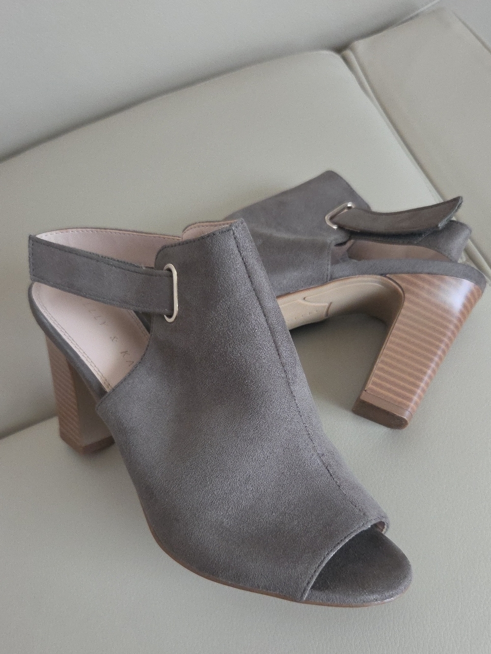 Kelly & Katie Gray Suede Open-Toe Block Heel Mule Size 8